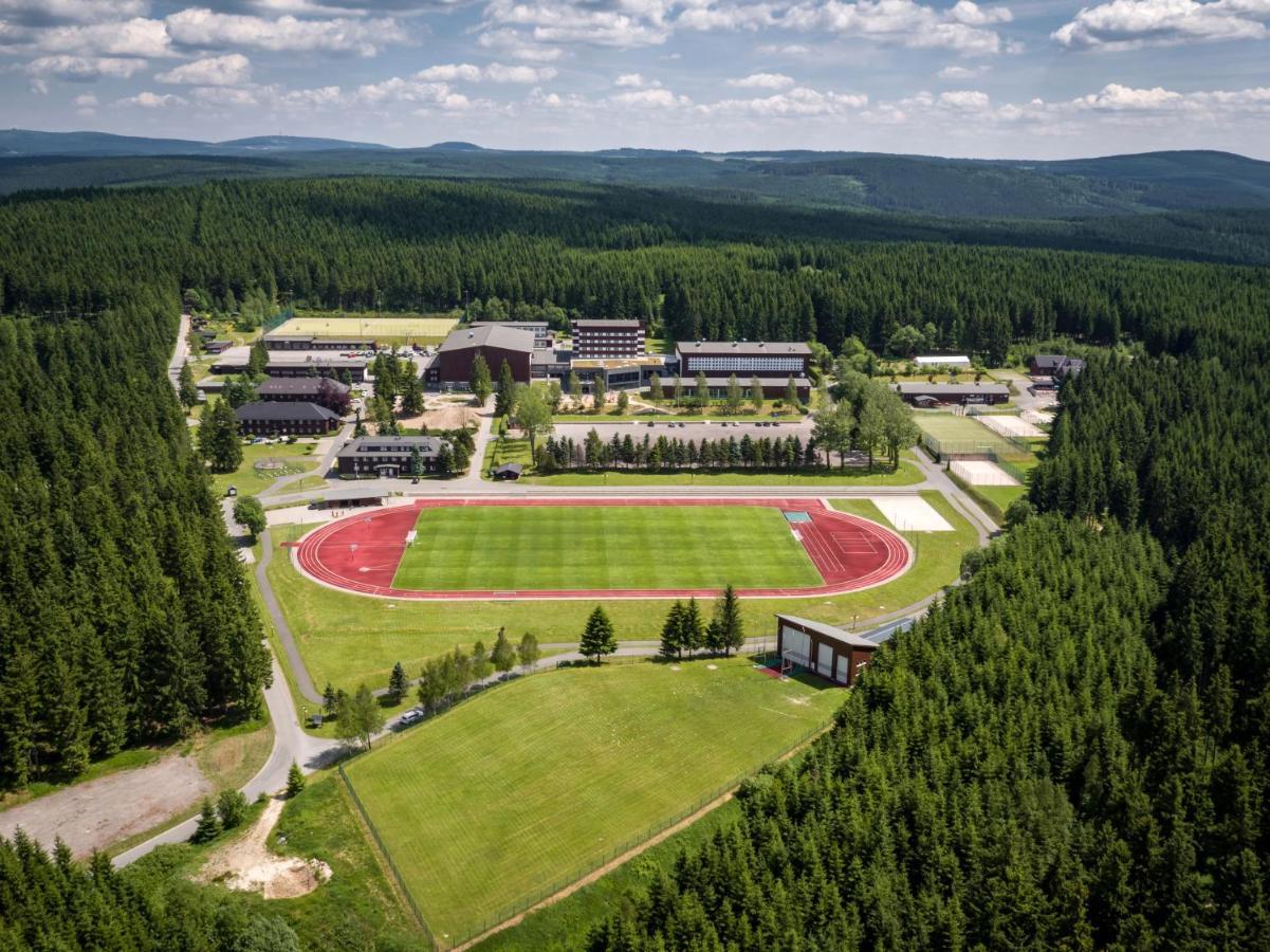 Sportpark Rabenberg Hotel Breitenbrunn  Buitenkant foto
