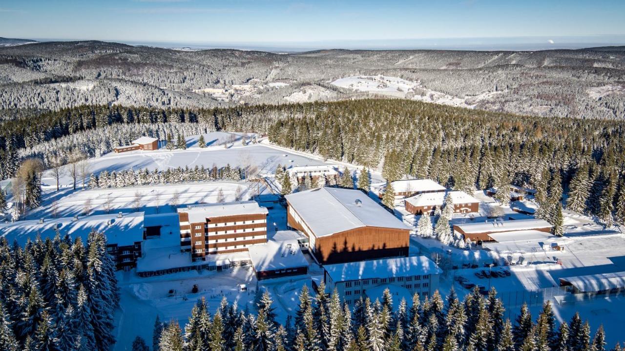 Sportpark Rabenberg Hotel Breitenbrunn  Buitenkant foto