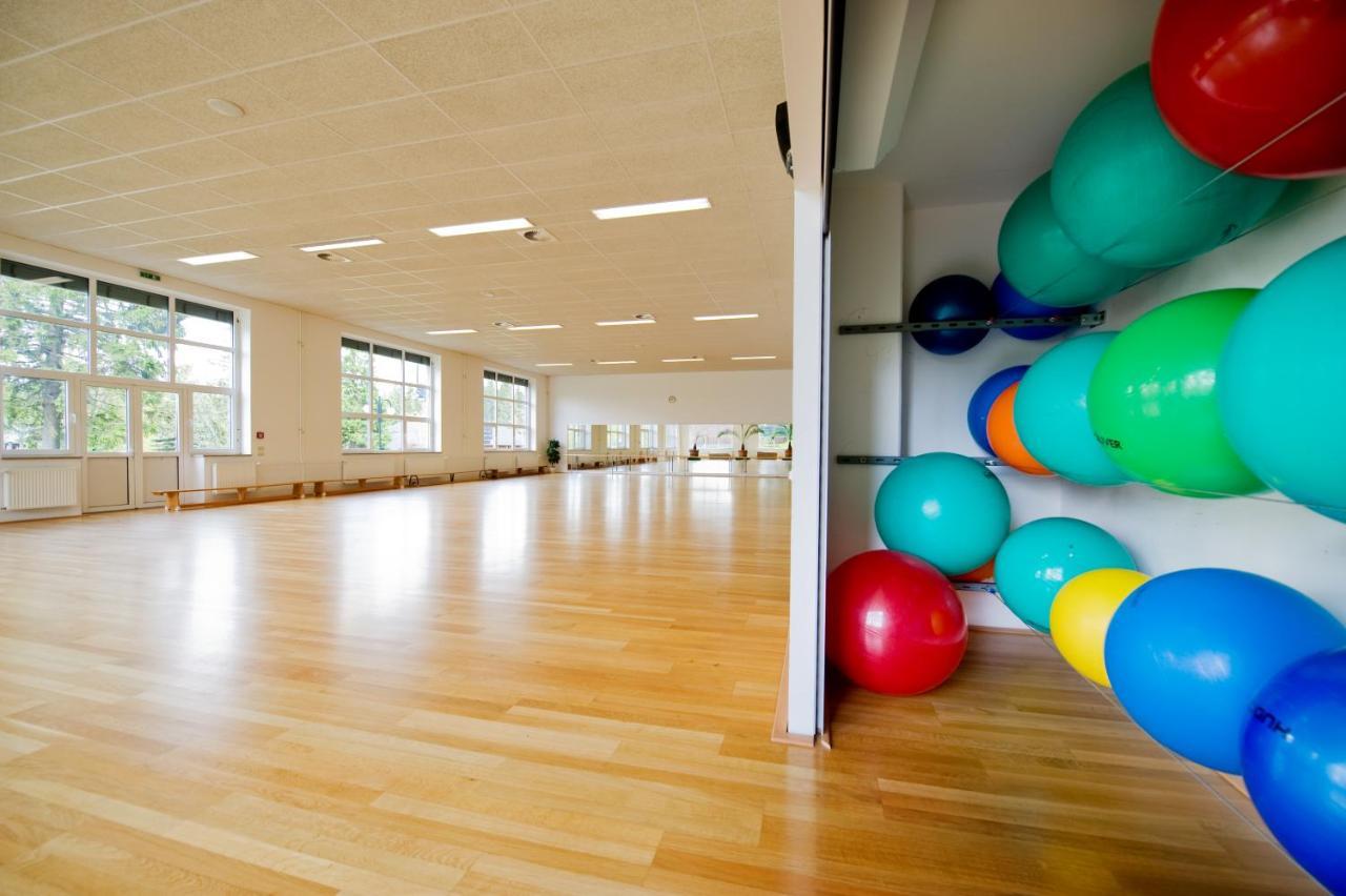 Sportpark Rabenberg Hotel Breitenbrunn  Buitenkant foto