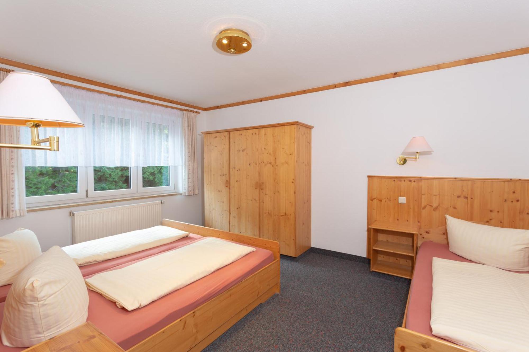 Sportpark Rabenberg Hotel Breitenbrunn  Buitenkant foto