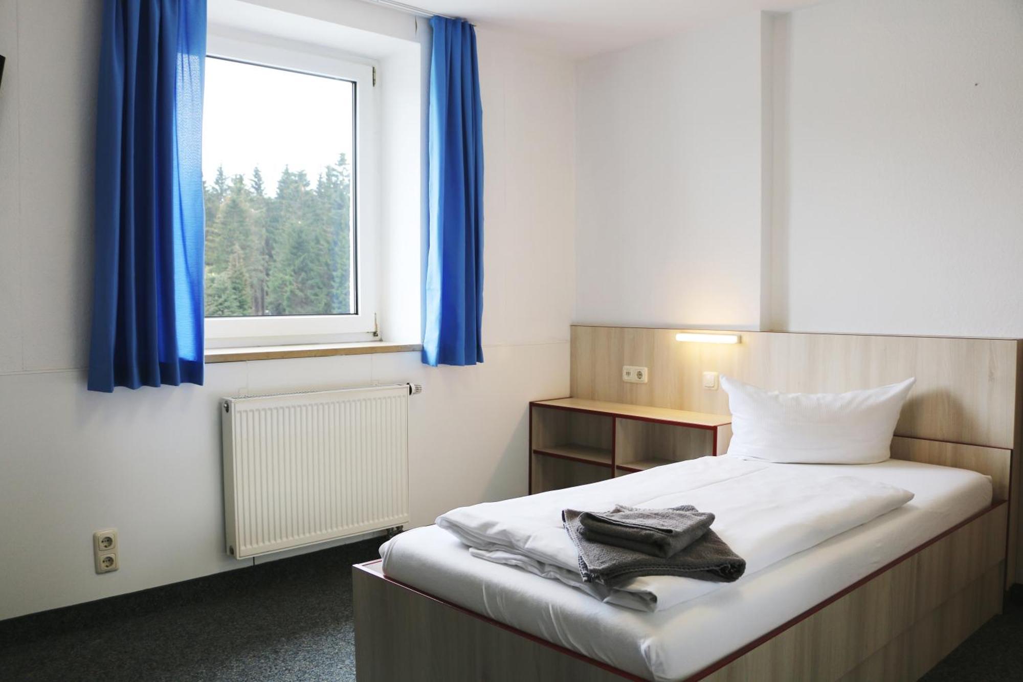 Sportpark Rabenberg Hotel Breitenbrunn  Buitenkant foto